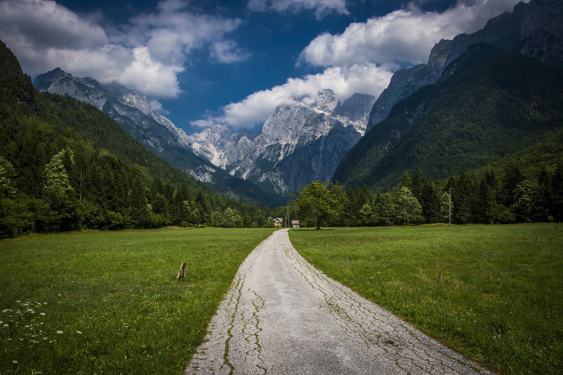 alps-g0447df76b_1920